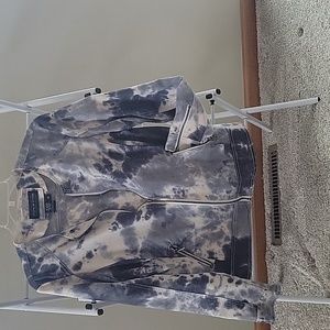 Medium Blue/white light jacket